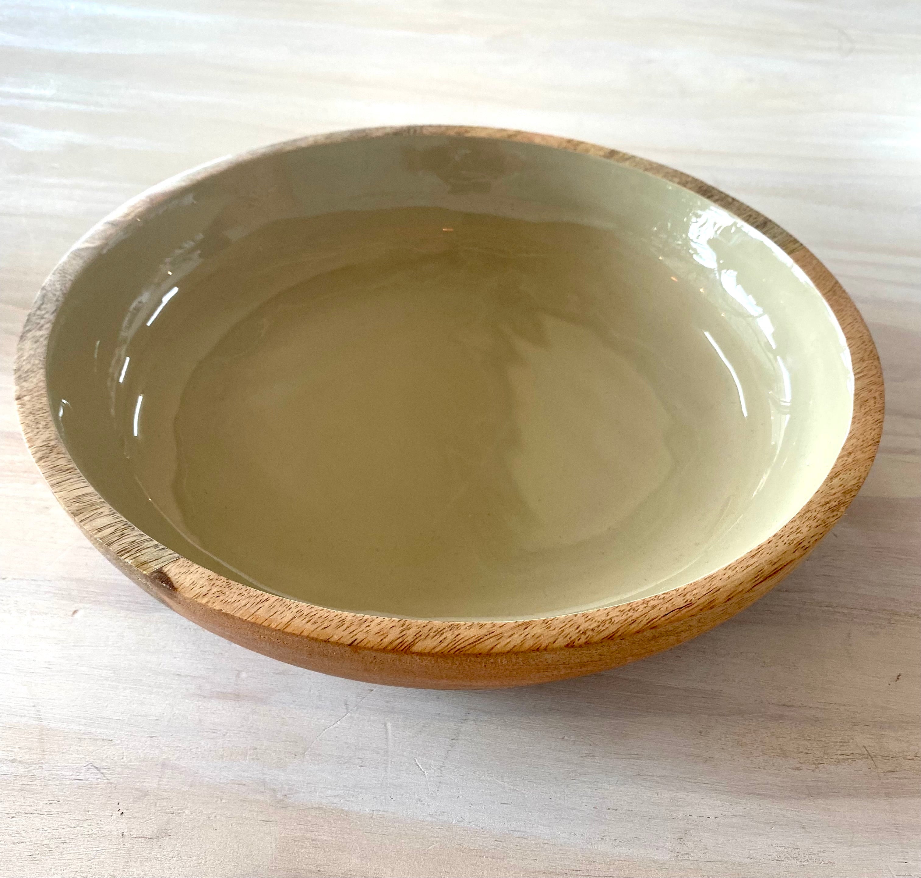 Holiday wooden flat bowl